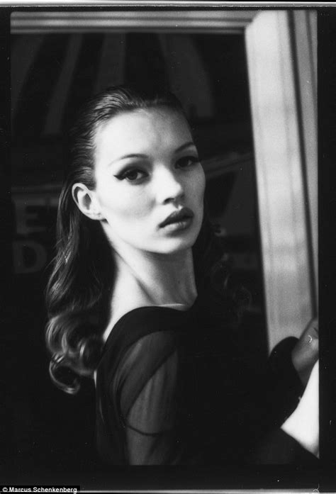 2manyaddictions2littletime • Kate Moss 1992