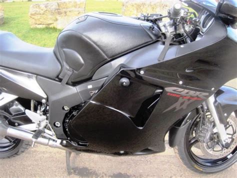 T Honda Cbr Super Blackbird Xx Cc Sport Tourer Black