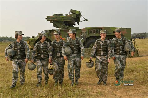 陆军首支女子导弹连女兵成为防空利剑 中国军网