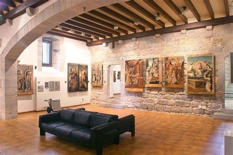 Girona Y Los Museos Girona City