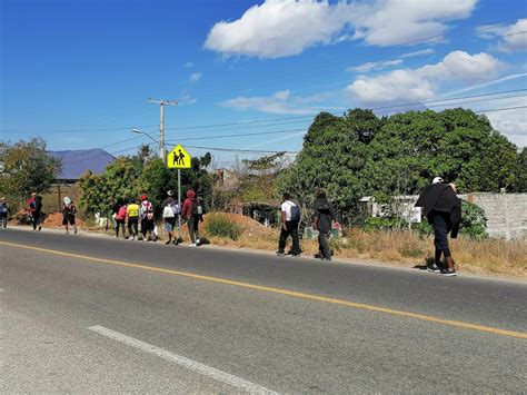 Avanza La Caravana Migrante Hacia La Capital De Oaxaca Nvi Istmo