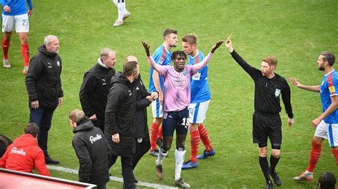 Hsv Bakery Jatta Nach Roter Karte F R Zwei Spiele Gesperrt