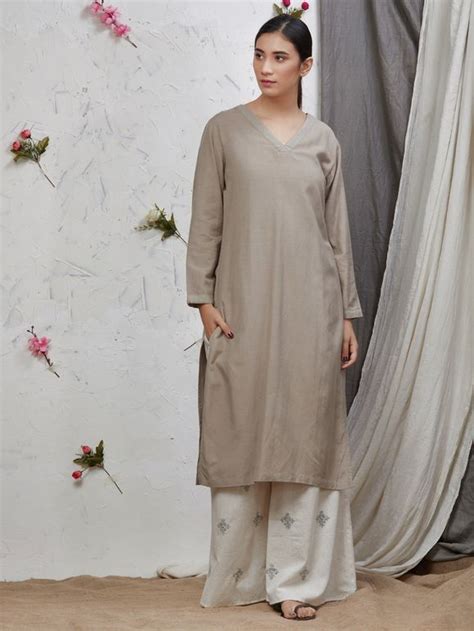 Buy Off White Hand Embroidered Cotton Kurta Online At Theloom