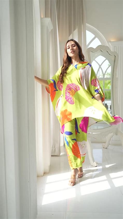 Pin By Ora Senger On Kaftan Dress In Stylish Tops Fashion