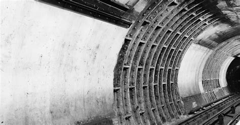 What is the meaning of Commute? - Dr Commute