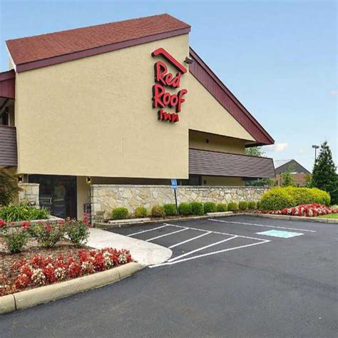 Red Roof Inn Louisville Expo Airport Parking | Way