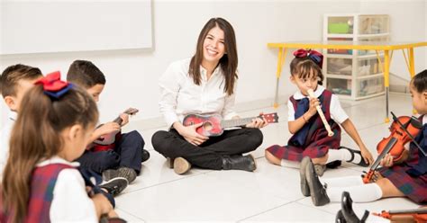 The Benefits of Group Music Classes for Kids