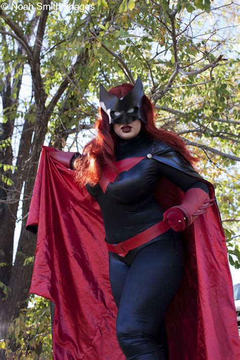 Batwoman Came Out To Play At Rocky Mountain Con Project Nerd