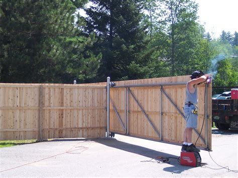 Custom Gates And Fences Dallas Fort Worth Best New Fence Contractor