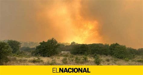 Estabilizado El Fuego Que Quema En La Catalunya Nord Que Ha Calcinado