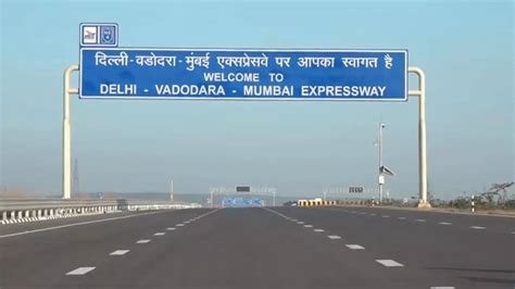 DelhiMumbai Expressway Automatic Toll Gates At Entry Exit Points