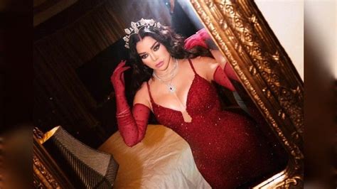 Haifa Wehbe Surprend Le Public En Accueillant Un Fan Inattendu Lors De