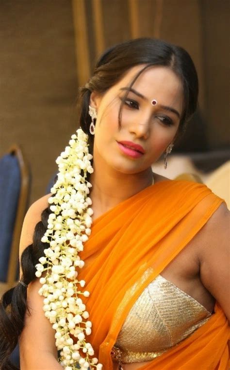 Poonam Pandey Hot Boobs Photos Wallpapers Hd Wallpapers Download