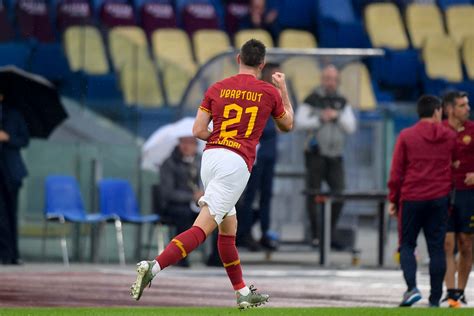 Zaniolo E Veretout Lanciano La Roma Al Napoli Non Basta Milik