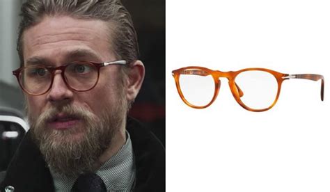 Raymond (Charlie Hunnam) Glasses in The Gentlemen | Mens glasses fashion, Charlie hunnam, Classy ...