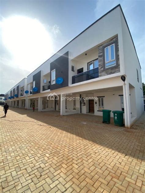 For Sale 4 Bedroom Terrace Duplex With A Pool And Gym VGC Lekki