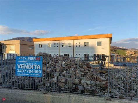 Magazzini Depositi In Vendita A Potenza Potenza