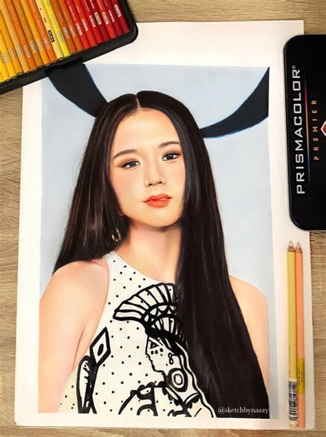 Colored Pencil Drawing of Jisoo from Blackpink 🤎🤍 : r/jisoo