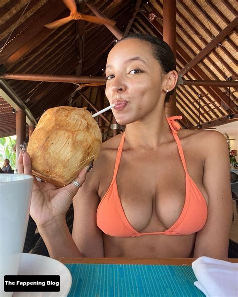 Tinashe Flaunts Her Tits 2 Photos OnlyFans Leaked Nudes