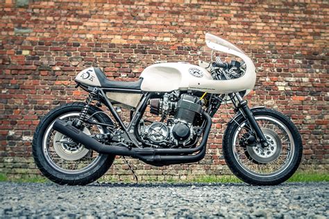 Specialwheells Honda CB 750 FOUR Classic Racer By Jerre Terre