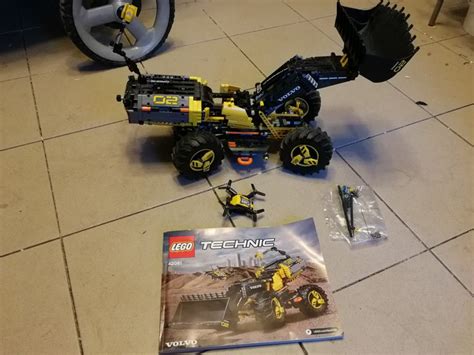 Lego Technic Nakladalec Volvo Koncept Zeux