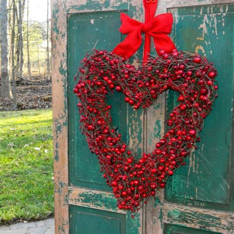 25 Creative Outdoor Valentine Décor Ideas Digsdigs