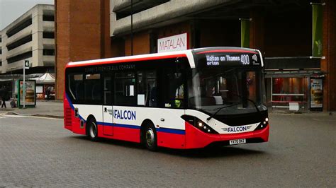 Falcon Buses YX70OKZ Route 400 Staines Bus Station Flickr