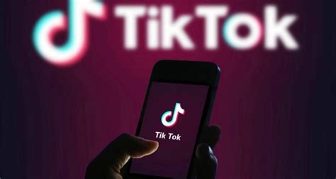 Gira Un Video Su Tik Tok E Si Spara Accidentalmente Muore Una Enne