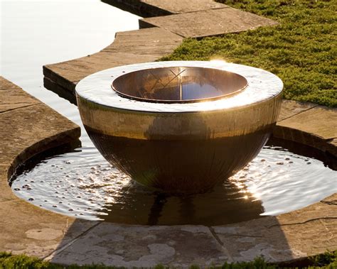 Stainless steel water feature - Contemporary - Garden Water Features ...