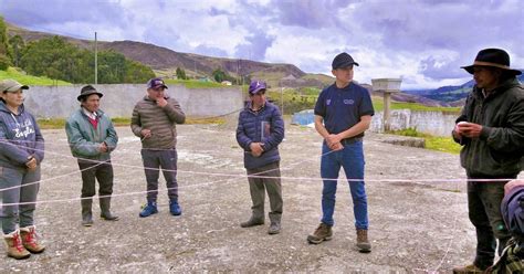 INIAP on Twitter Cañar Capacitamos a productores ganaderos de San