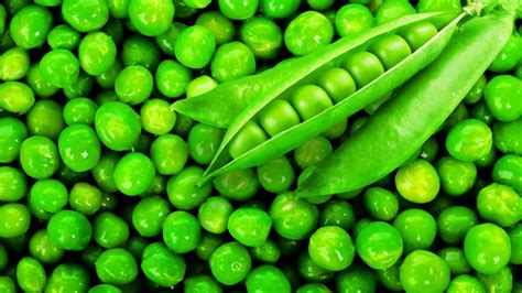 How To Peel Green Peas In 5 Minutes How To Peel Green Peas Easily