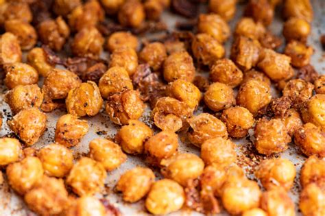 CRISPY CRUNCHY CHICKPEAS THAT STAY CRISPY - The Genetic Chef