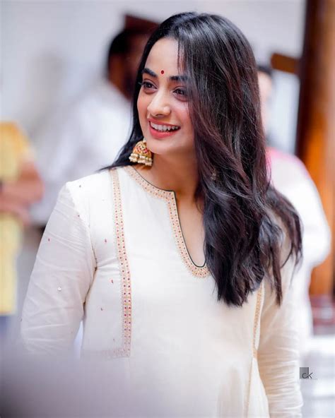 Namitha Pramod ചിരിയാണ് സാറേ മെയിൻ വെള്ളയിൽ മാലാഖയായി നമിത പ്രമോദ്