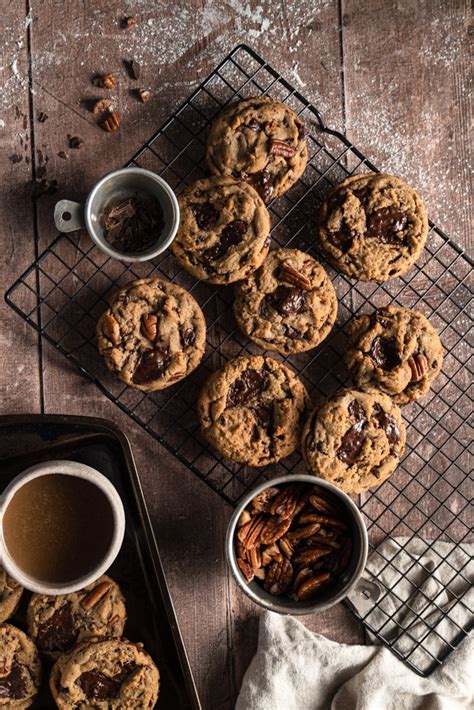 Vegan Brown Butter Chocolate Chip Cookies - Floured Frame