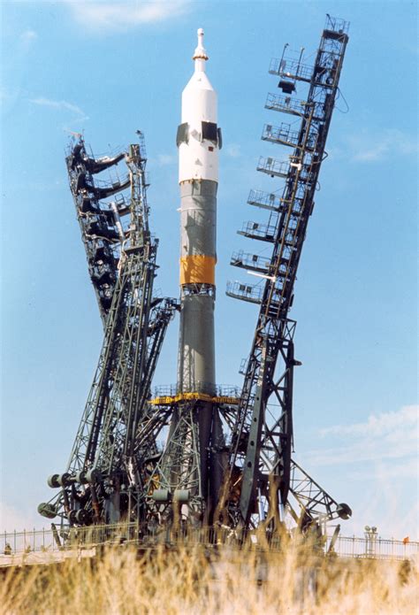 File:Soyuz rocket ASTP.jpg - Wikimedia Commons