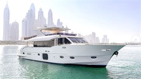 Yacht Rental Dubai, Luxury Yacht Charter - Gold's Yacht