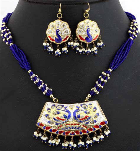 Blue Lacquer Necklace Set With Golden Accent