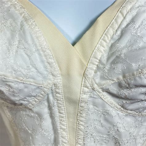 Playtex Vintage White Longline Bullet Bra 261 Size 3 Gem