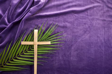 Lent Season, Holy Week and Good Friday Concept. Palm Leave and Cross on ...