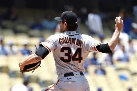 Download Kevin Gausman White Jersey Number 34 Wallpaper