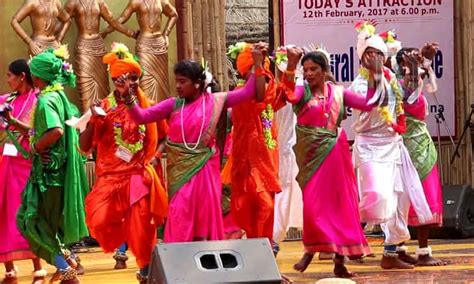 List of 14 Traditional Folk Dance of Jharkhand with Images