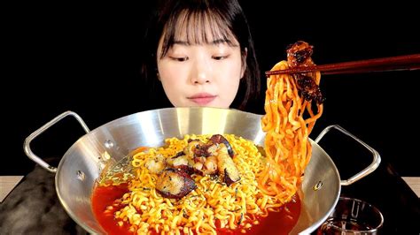 Asmr 불닭볶음면and대창 조합으로 먹기🤤spicy Fire Noodlesanddaecahng Eating Sound No