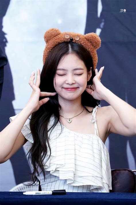 190630 JENNIE LIMITED EDITION PHOTOBOOK FANSIGN Blackpink