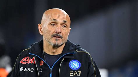 Napoli Si Avvicina Lo Scudetto Battuta Per 2 0 L Atalanta