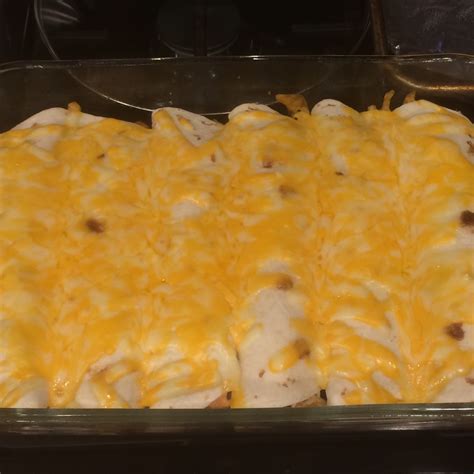 Easy Chicken Enchiladas Recipe