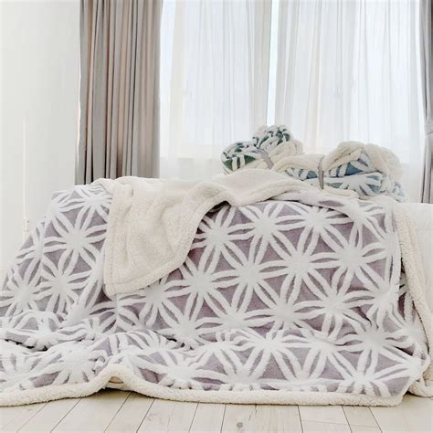 Nordic Style Flower Plaid Blanket High Quality Lamb Cashmere Weighted