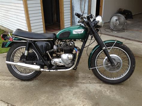 New Addition To The Shop1971 Triumph Daytona Tin Shack Restoration