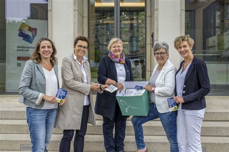 Eine Kleine Zeitreise Jahre Landfrauen In Weser Ems Land Forst