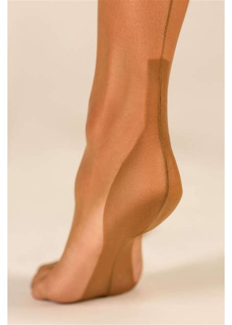 Cervin Havana 30 Dn Fully Fashioned Seamed Nylon Stockings With Cuban Heel