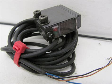 SUNX PHOTOELECTRIC DISTANCE SENSOR RX LS200 EBay